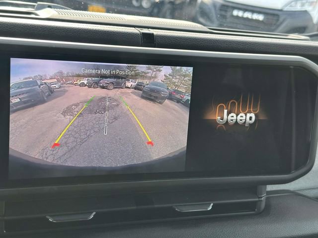 Certified 2025 Jeep Wrangler Sport S image 38