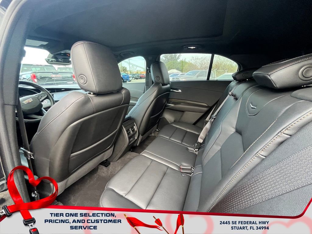 Used 2023 Cadillac XT4 Sport w/ Enhanced Visibility Package image 12