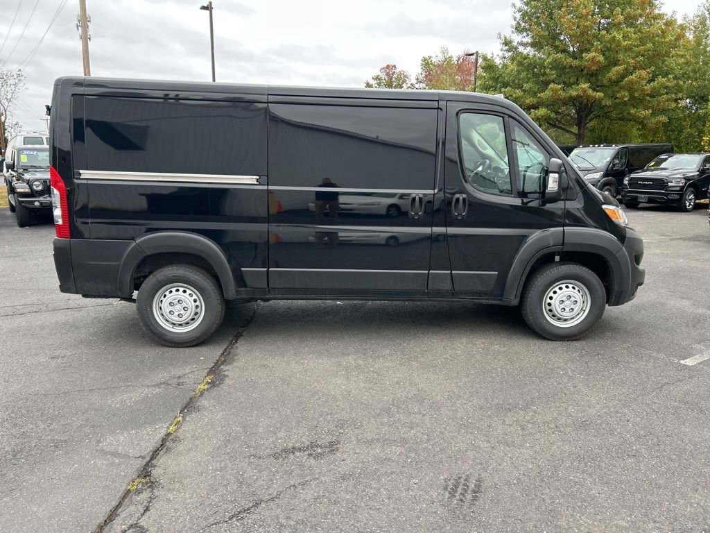 New 2026 RAM ProMaster 2500 w/ Convenience Group FWD image 2