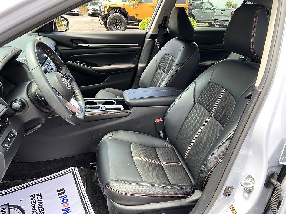Certified 2024 Nissan Altima 2.5 SR FWD image 11