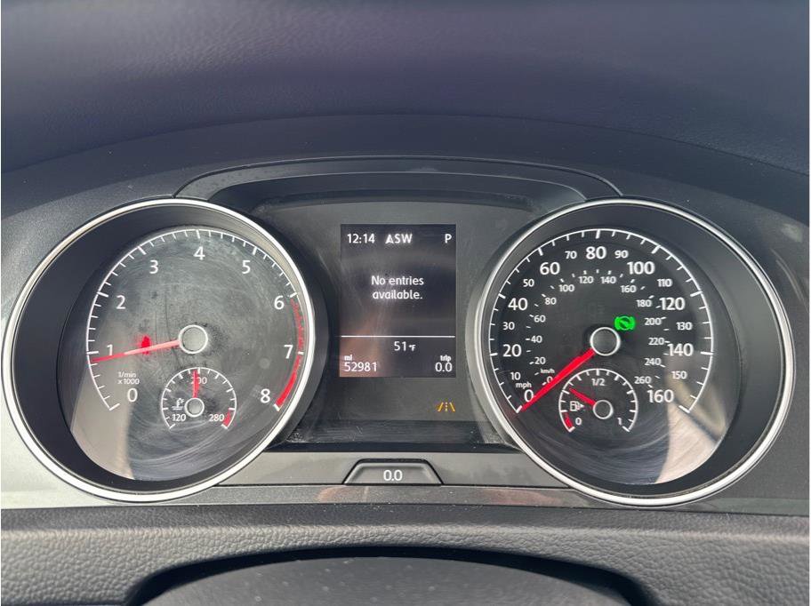 Used 2018 Volkswagen Golf Alltrack SEL image 17