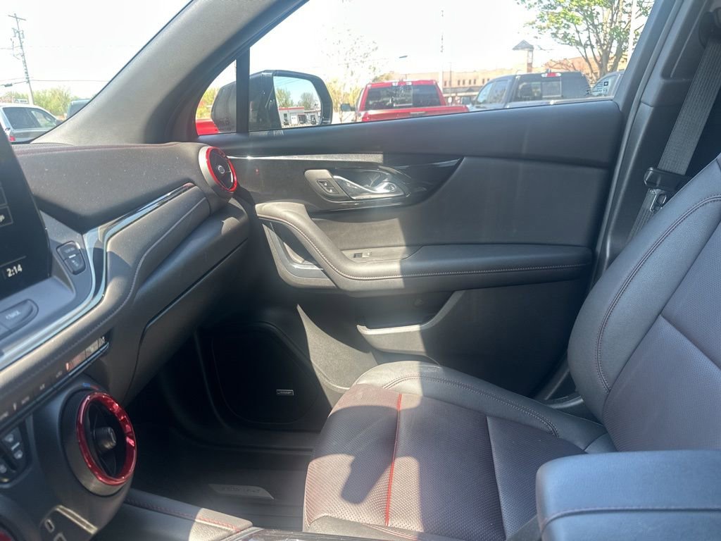 Used 2023 Chevrolet Blazer RS w/ Driver Confidence II Package image 27