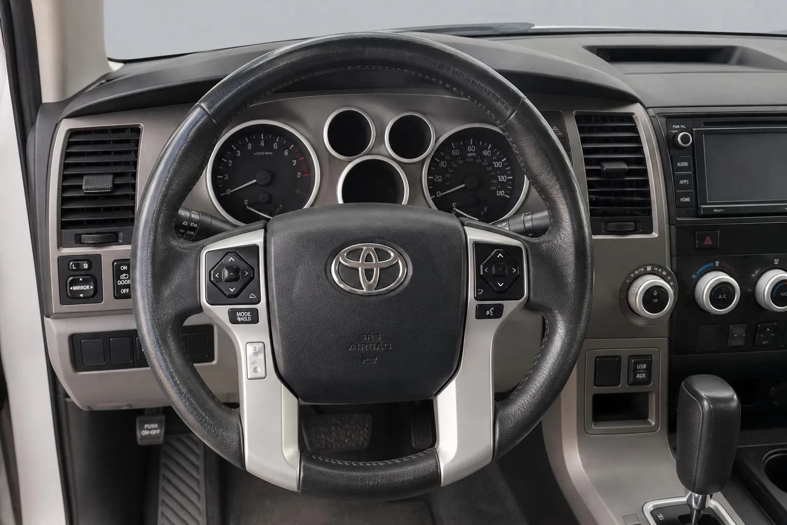Used 2016 Toyota Sequoia SR5 w/ Premium Package AWD/4WD image 9