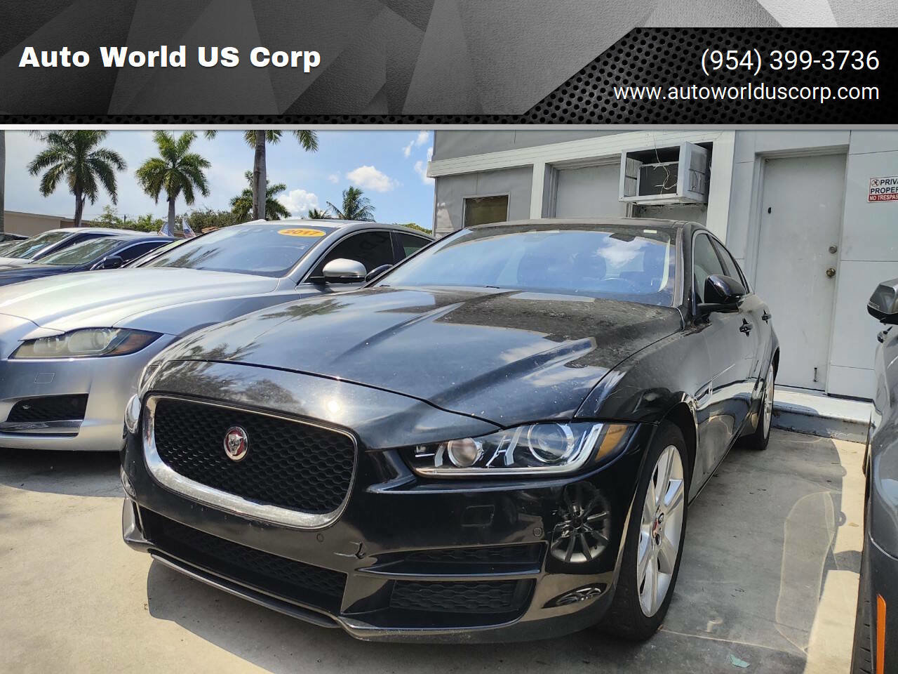 Used 2017 Jaguar XE Premium image 1