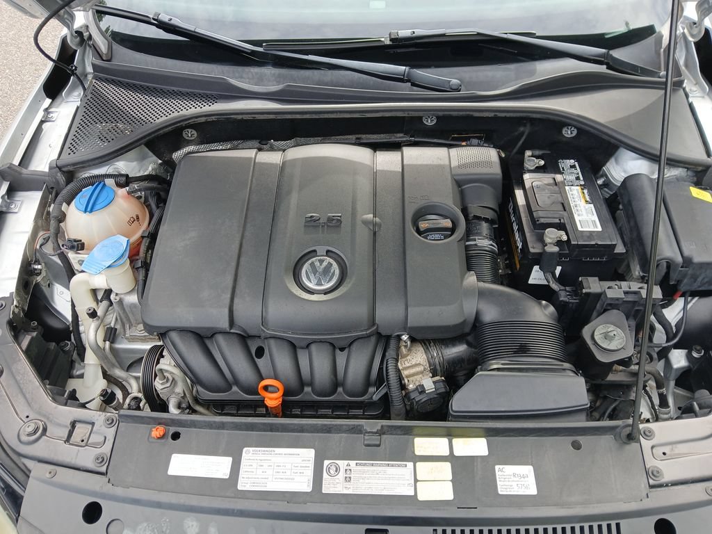 Used 2012 Volkswagen Passat 2.5 S FWD image 19