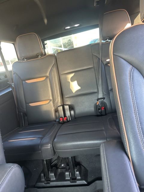 Used 2022 GMC Yukon XL AT4 image 20
