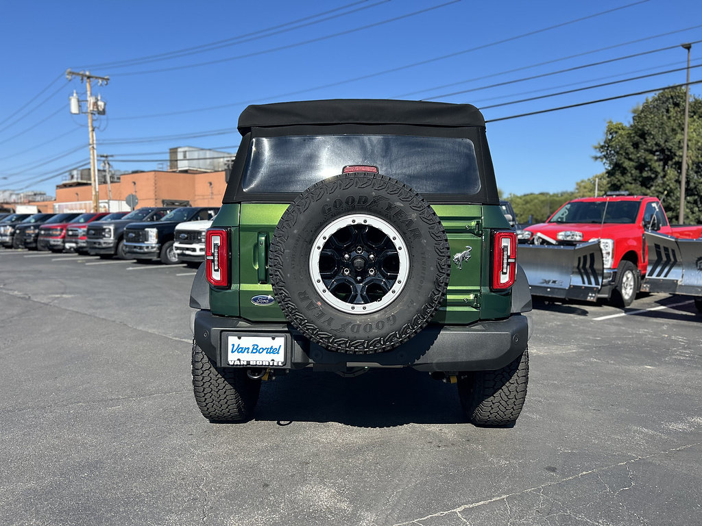 Used 2025 Ford Bronco Outer Banks w/ Sasquatch Package AWD/4WD image 4