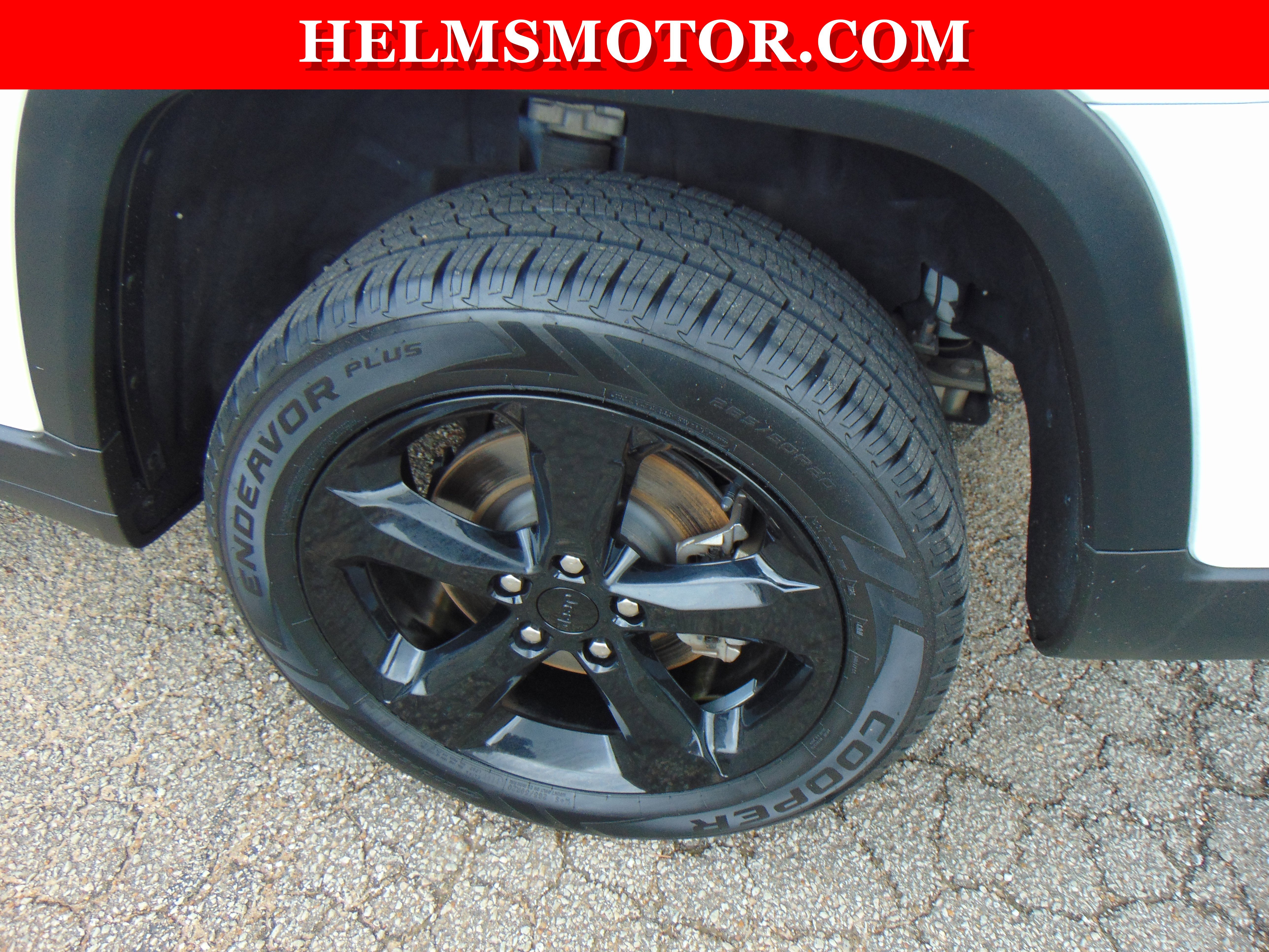 Certified 2024 Jeep Grand Cherokee L Limited w/ Black Appearance Package AWD/4WD image 24