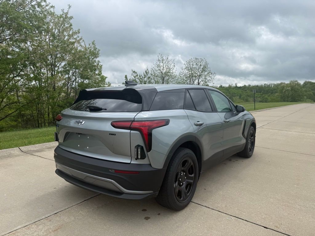 Used 2024 Chevrolet Blazer EV AWD Police image 3