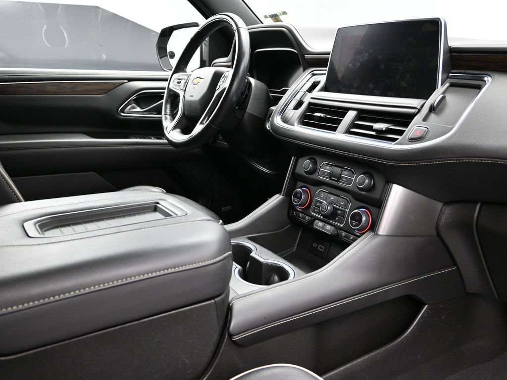 Used 2023 Chevrolet Tahoe Premier w/ Advanced Technology Package AWD/4WD image 13
