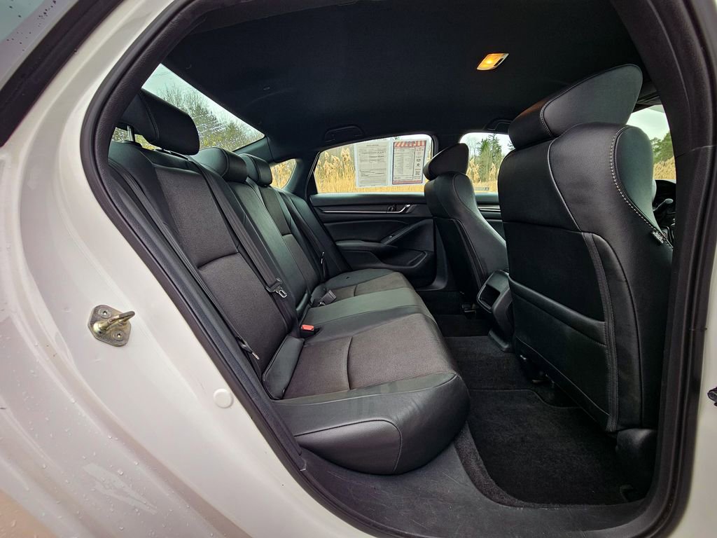 Used 2019 Honda Accord Sport image 33