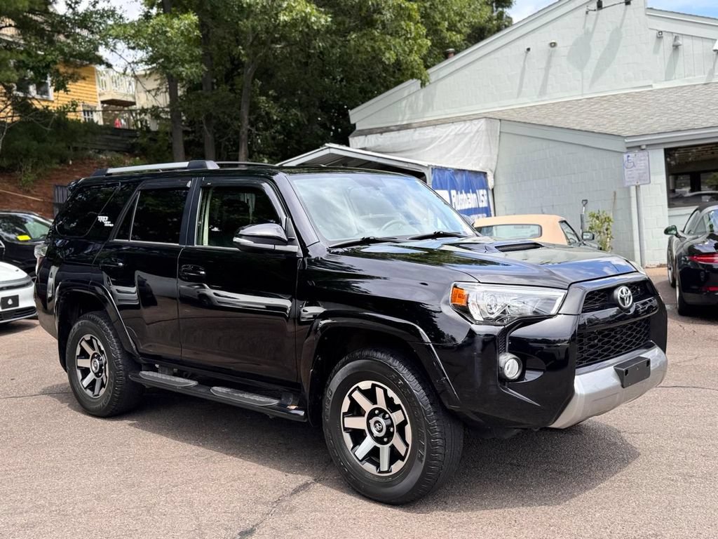Used 2018 Toyota 4Runner TRD Off-Road Premium AWD/4WD image 8