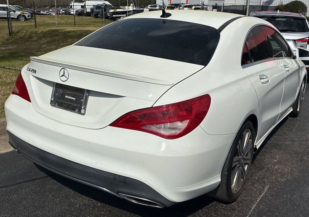 Used 2018 Mercedes-Benz CLA 250 image 4
