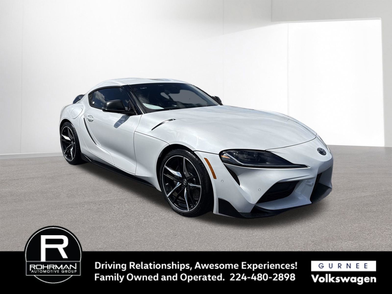 Used 2020 Toyota Supra w/ Navigation & JBL Package RWD image 2