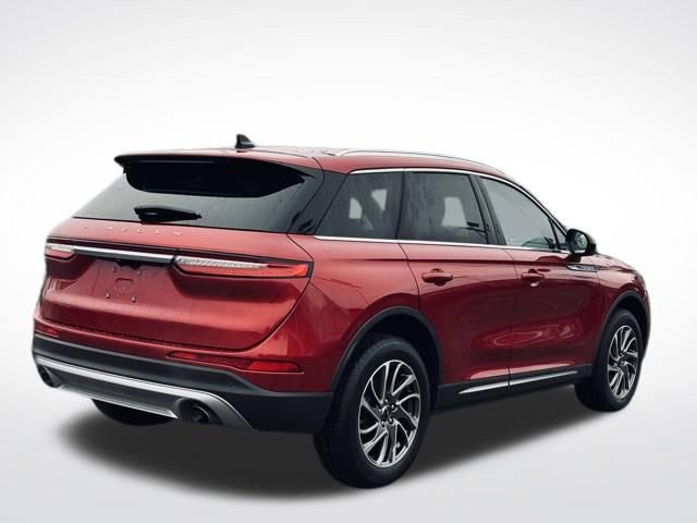 Used 2021 Lincoln Corsair AWD w/ Equipment Group 101A image 5