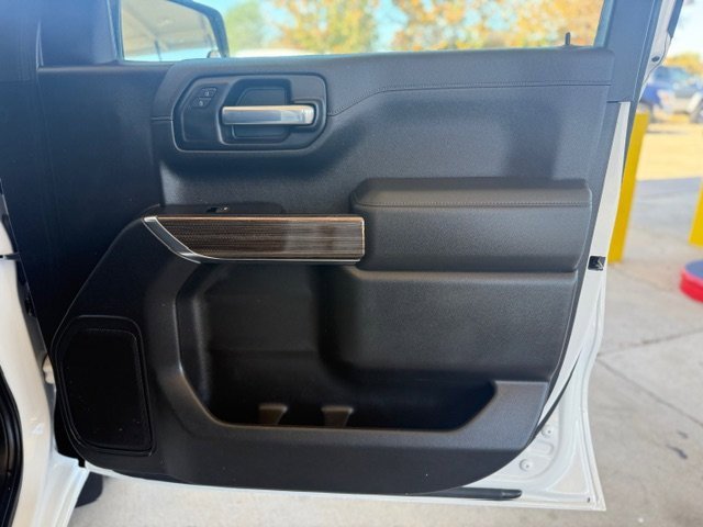 Used 2020 Chevrolet Silverado 1500 LT w/ Convenience Package image 40