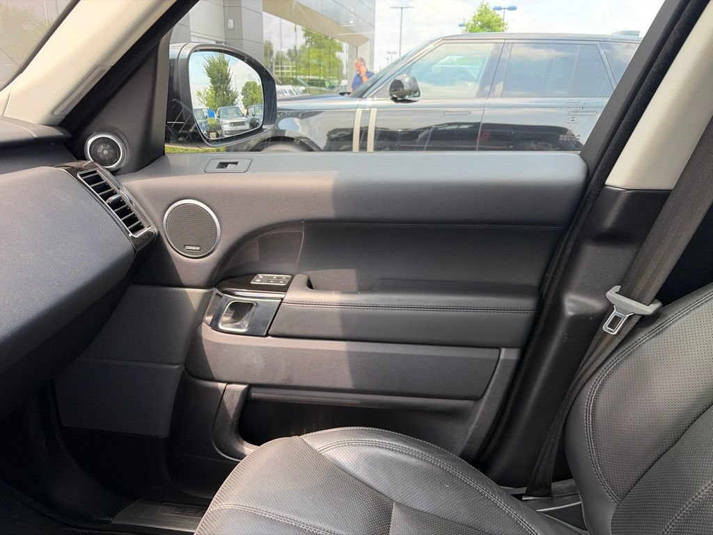 Used 2017 Land Rover Range Rover Sport HSE AWD/4WD image 17