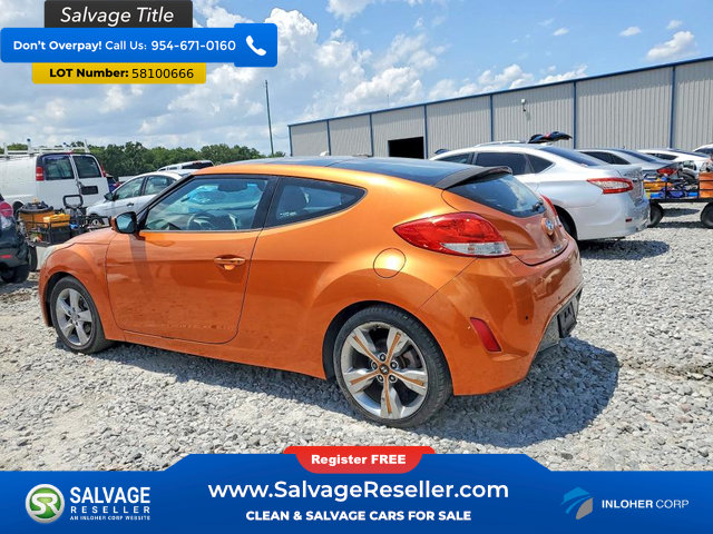Used 2012 Hyundai Veloster w/ Style Pkg FWD image 3
