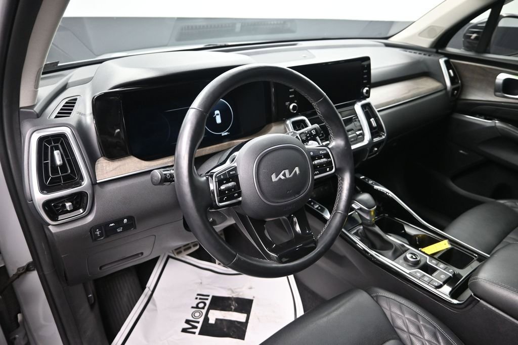 Used 2023 Kia Sorento SX Prestige AWD/4WD image 15