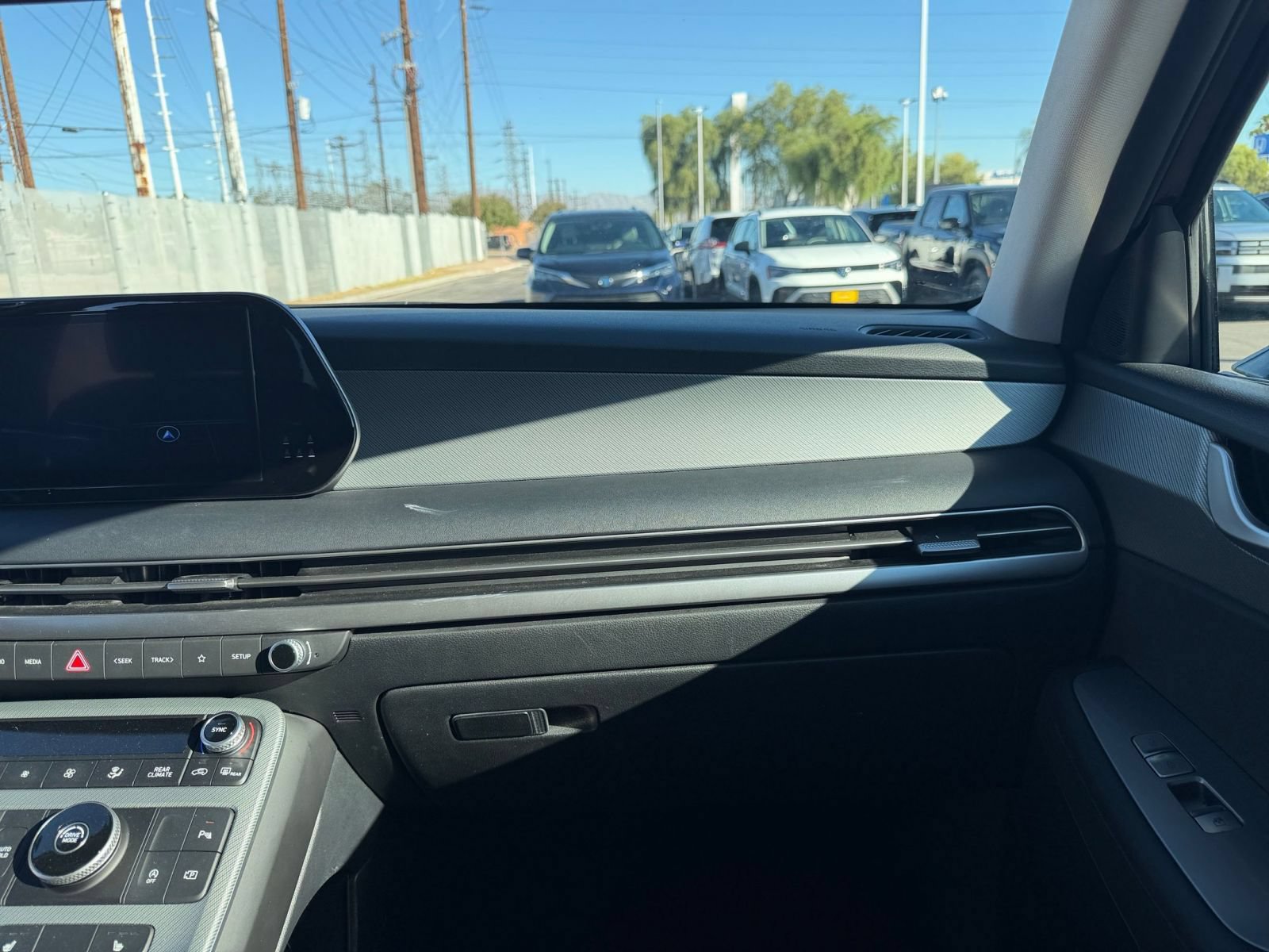 Used 2025 Hyundai Palisade SEL FWD image 38
