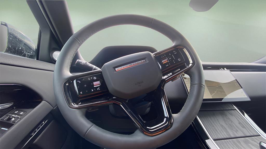 Used 2024 Land Rover Range Rover Evoque Dynamic SE image 16