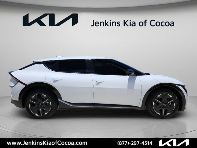 New 2026 Kia EV6 Wind AWD/4WD image 2