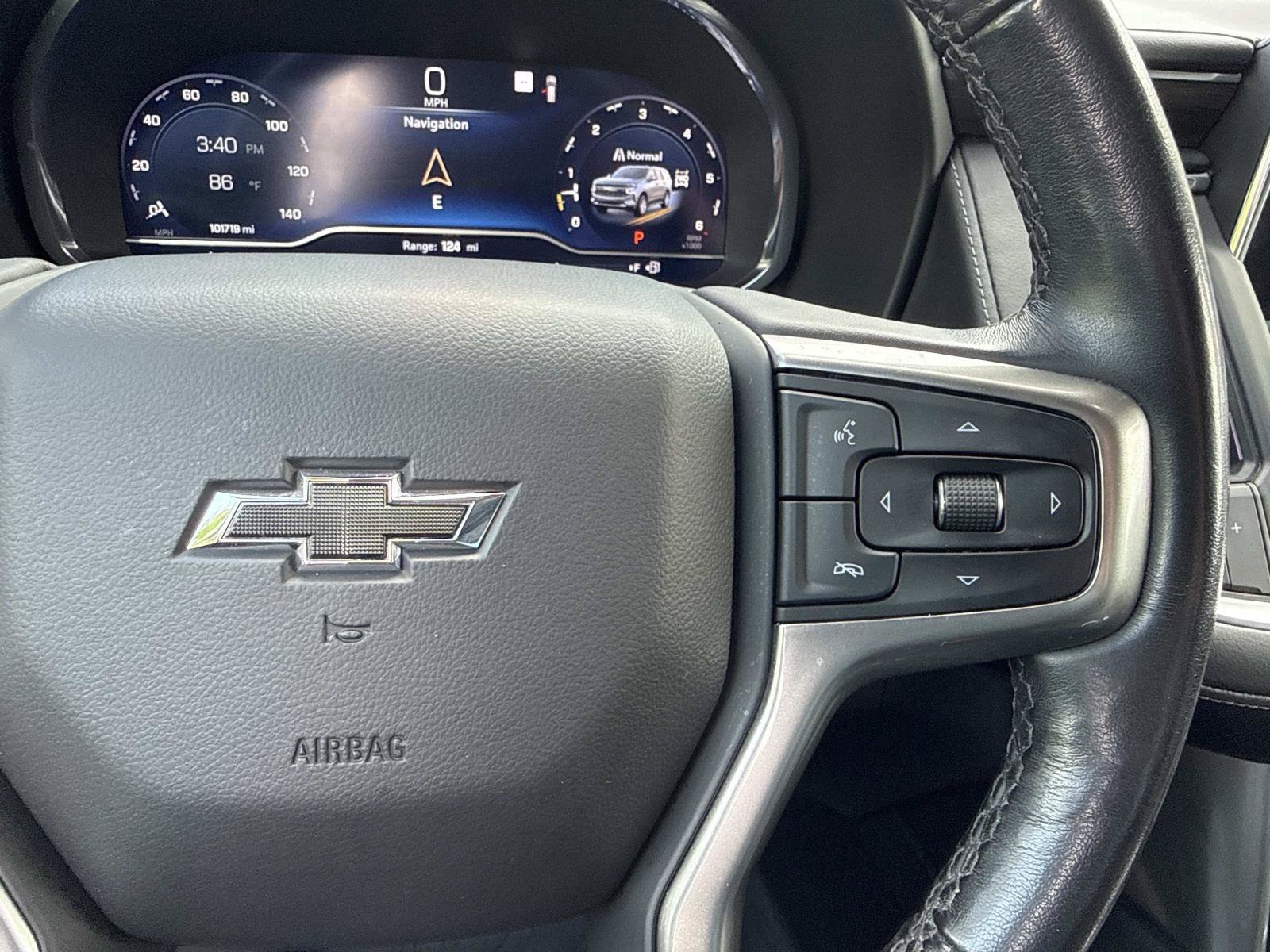 Used 2022 Chevrolet Tahoe Z71 w/ Luxury Package AWD/4WD image 17
