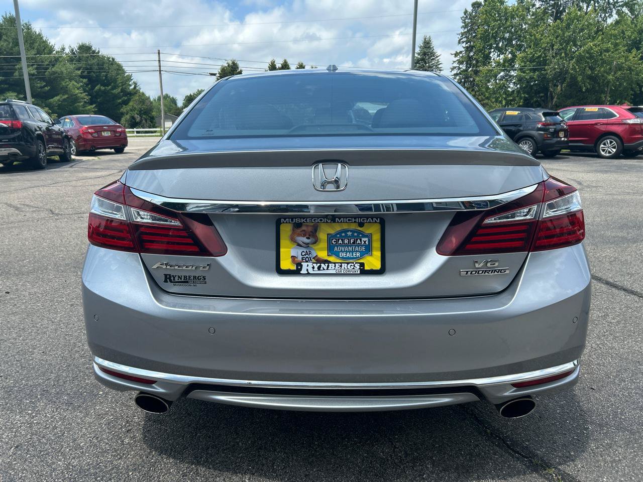 Used 2016 Honda Accord Touring image 3
