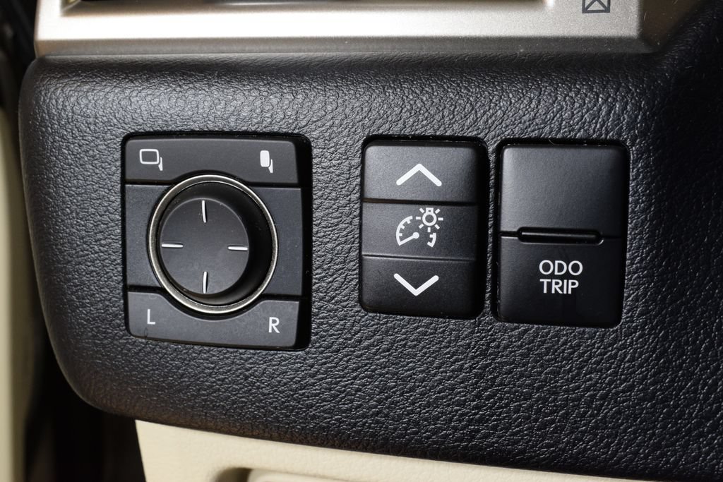 Used 2021 Lexus GX 460 Premium w/ Premium Package AWD/4WD image 18