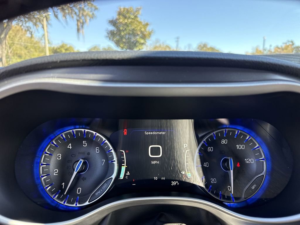 New 2026 Chrysler Pacifica Select image 18