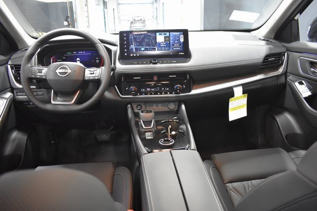 New 2026 Nissan Rogue Platinum image 13