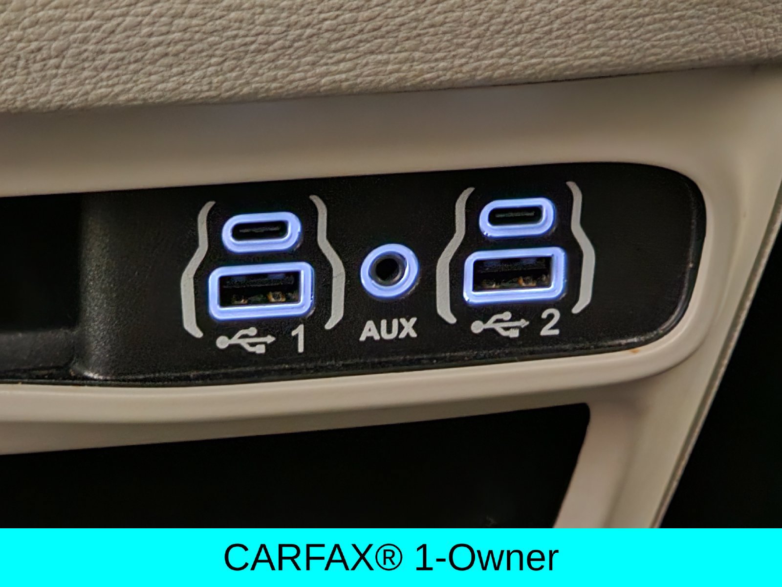 Used 2024 Chrysler Pacifica Limited FWD image 15