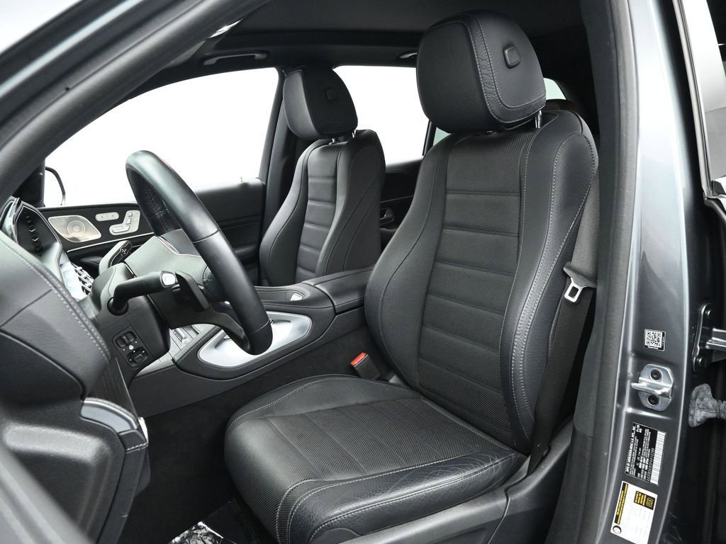 Used 2023 Mercedes-Benz GLE 450 4MATIC w/ AMG Line Exterior image 13
