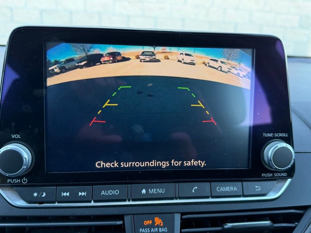 Used 2024 Nissan Altima 2.5 SV image 21