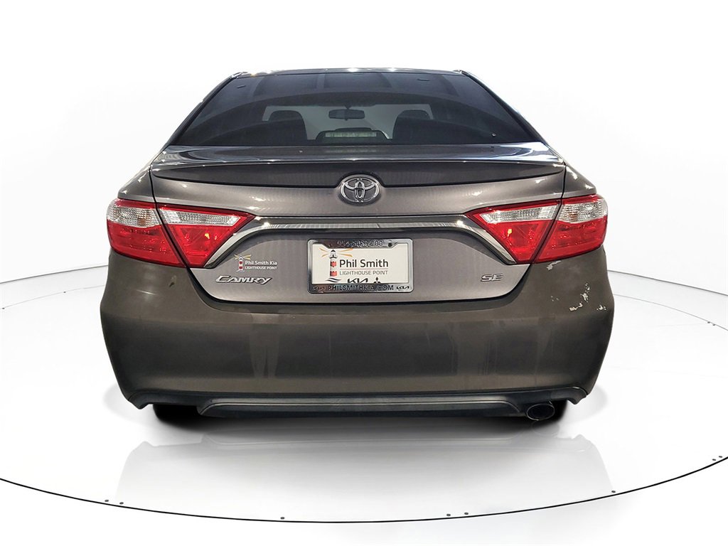 Used 2017 Toyota Camry XLE image 5