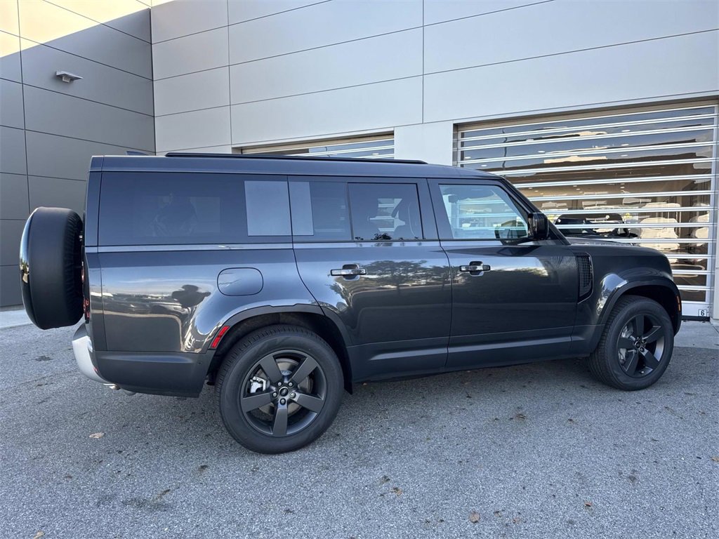 New 2025 Land Rover Defender 130 S image 6