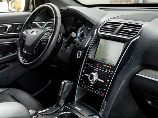 Used 2018 Ford Explorer Sport AWD/4WD image 46