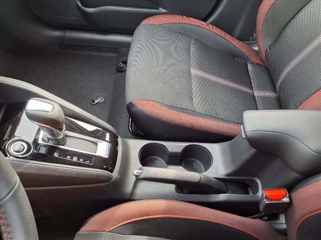 New 2025 Nissan Versa SR image 17