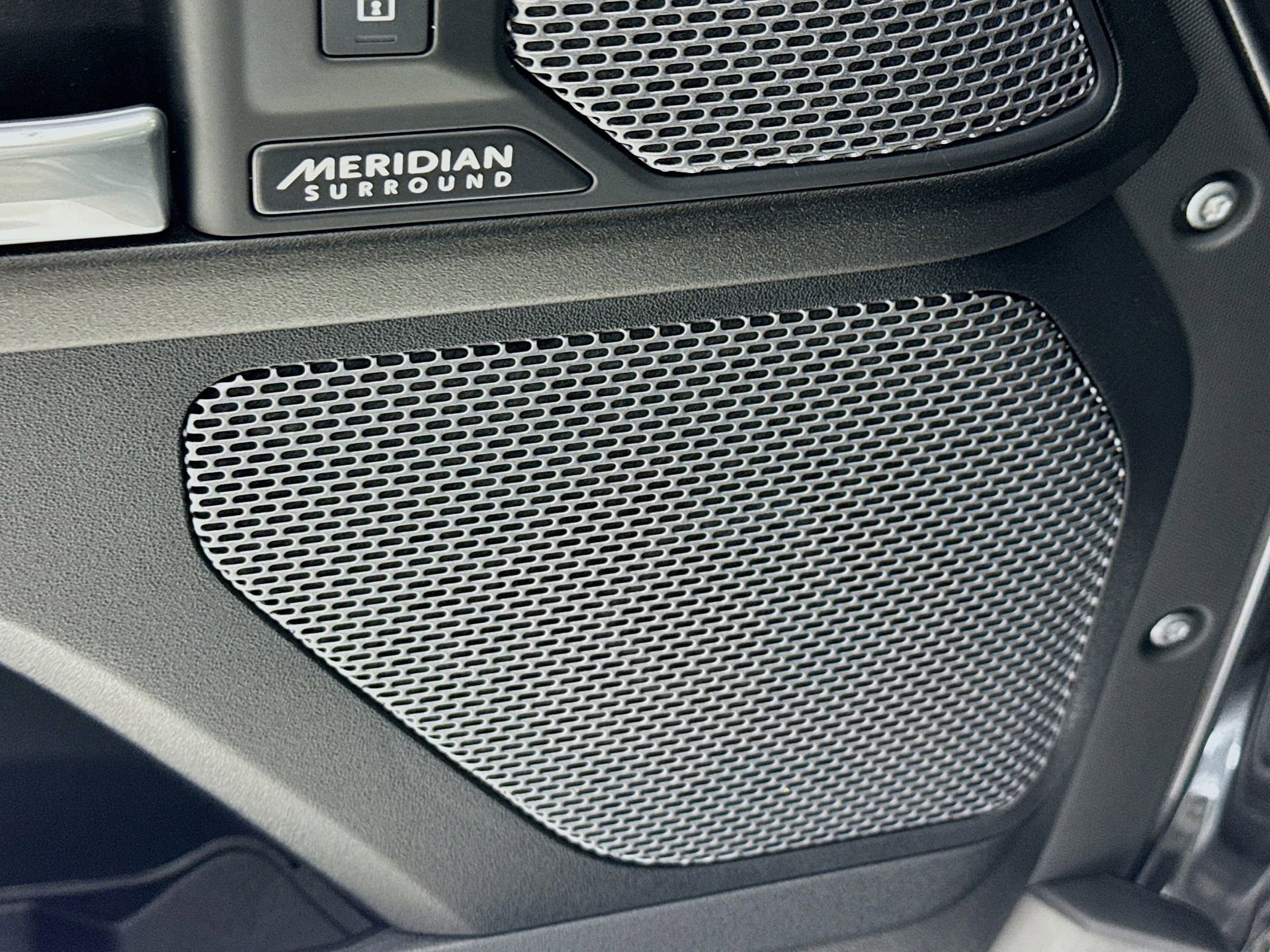 Used 2024 Land Rover Defender 110 Carpathian Edition image 20