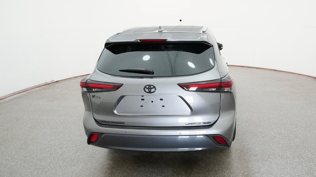 New 2026 Toyota Highlander Limited AWD/4WD image 10
