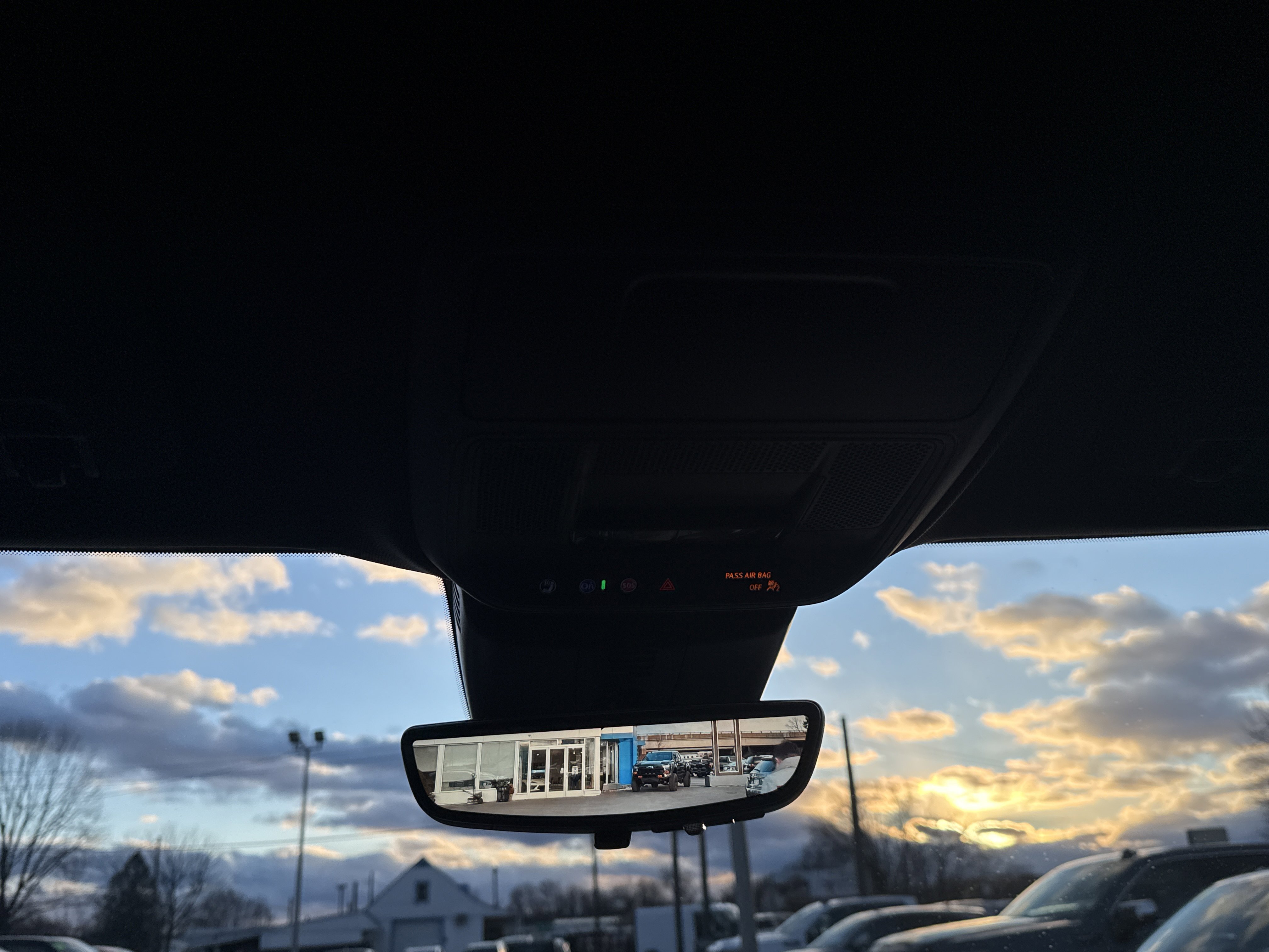 New 2026 GMC Acadia Elevation image 29