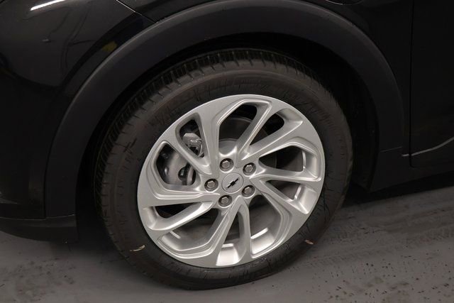 New 2027 Chevrolet Bolt LT w/ Comfort Package image 7