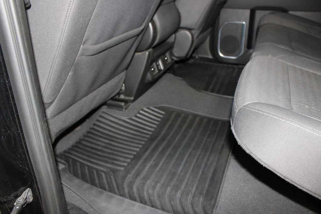 Used 2024 GMC Sierra 1500 SLE image 22