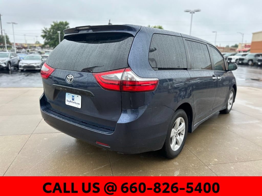 Used 2020 Toyota Sienna L FWD image 6