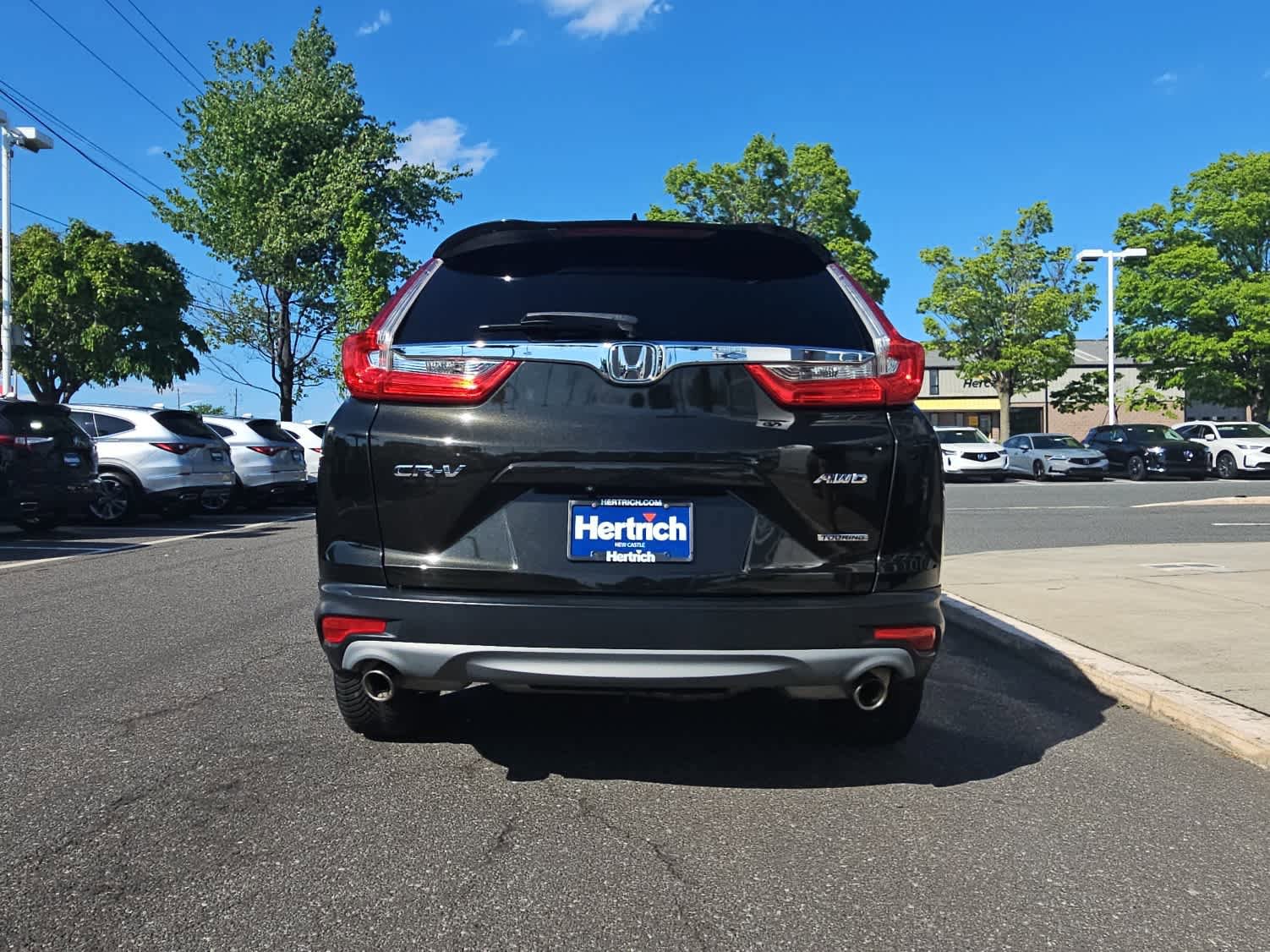 Used 2017 Honda CR-V Touring image 7