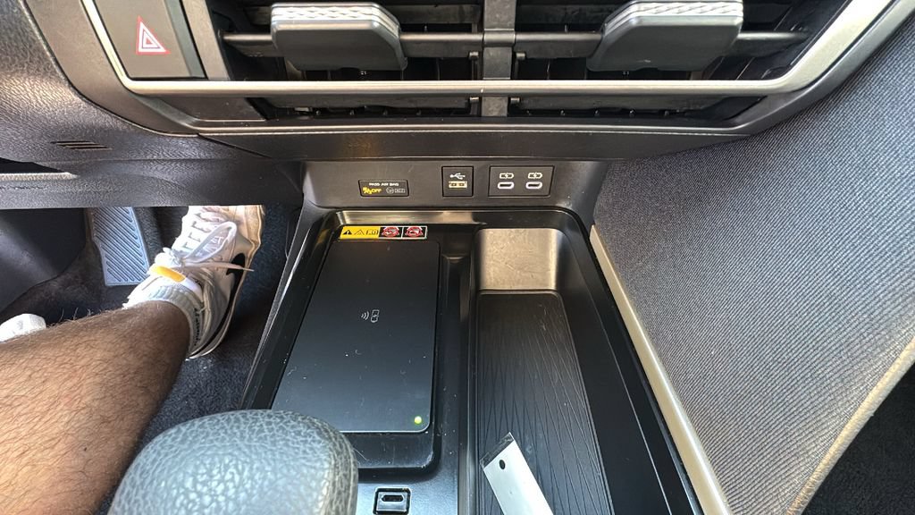 Used 2025 Toyota Camry LE FWD image 22