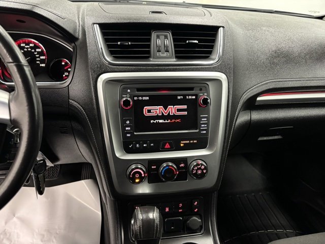 Used 2015 GMC Acadia SLE image 23