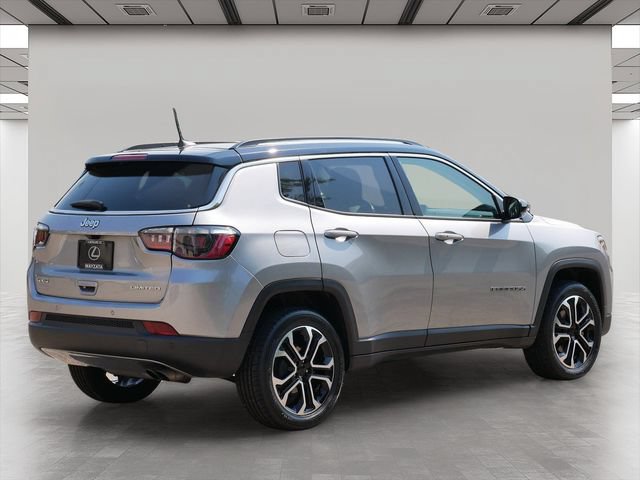Used 2022 Jeep Compass Limited w/ Sun and Sound Group AWD/4WD image 5