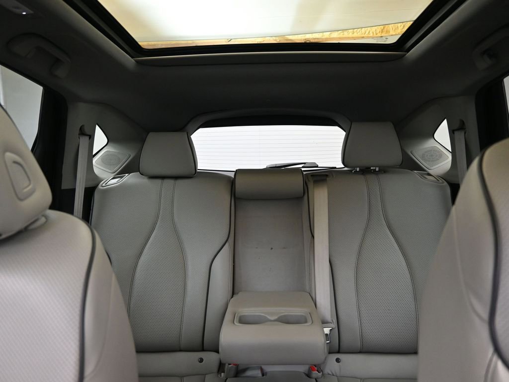 Used 2019 Acura RDX Advance Package image 38