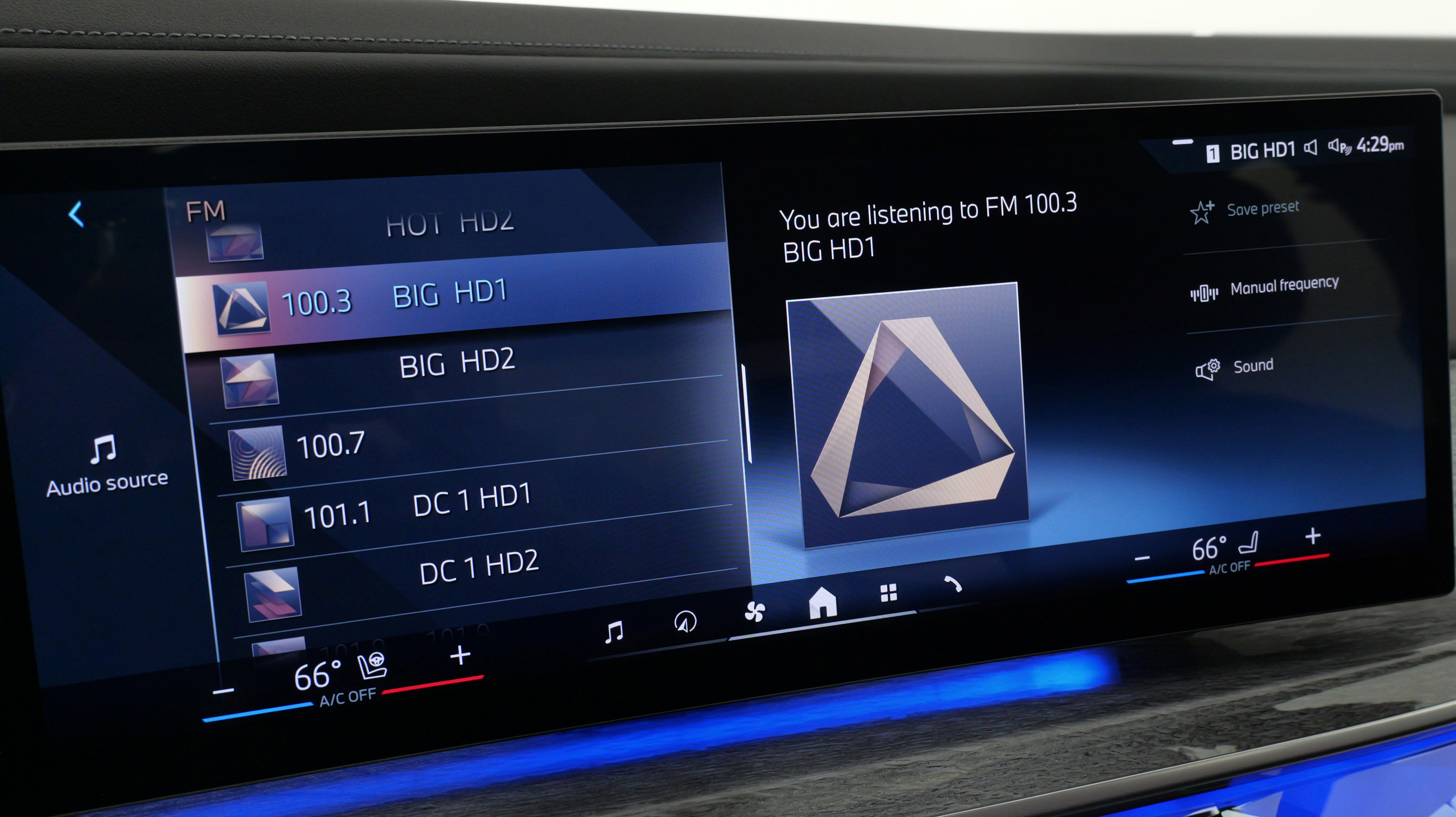 Used 2024 BMW 740i xDrive image 52